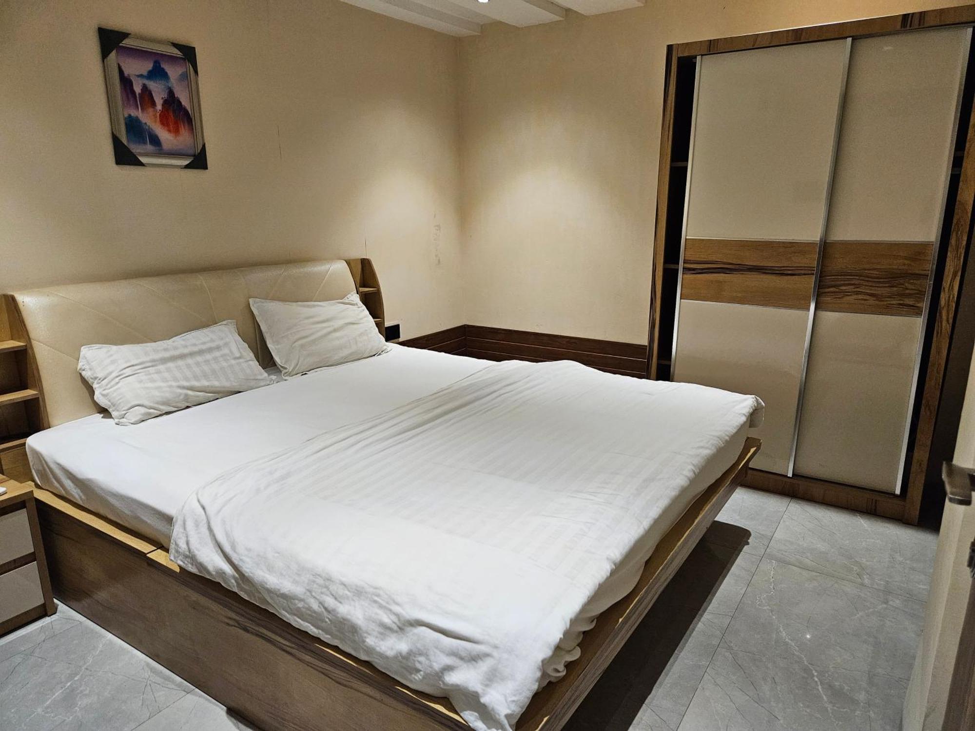 Stayez Studio Apartments Indore Exterior foto